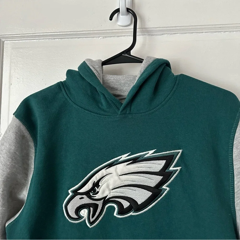 NFL Team Apparel‎ Green Philadelphia Eagles Hoodie & Old Navy Black Jogger Pants